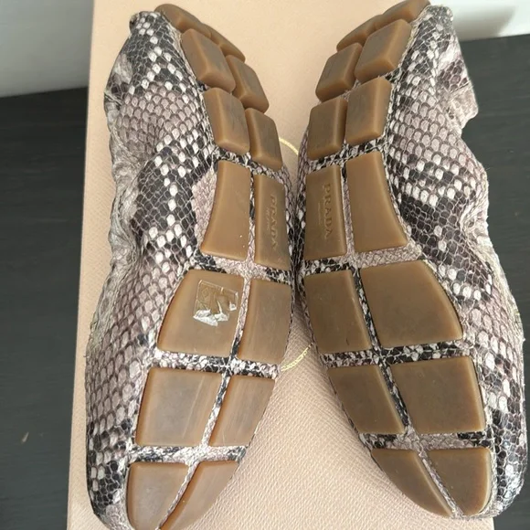 Prada snakeskin  loafers size 36.5 - Picture 2 of 3